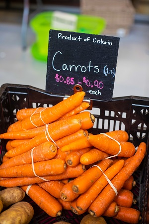 Ontario carrots for sale on a sliding scale